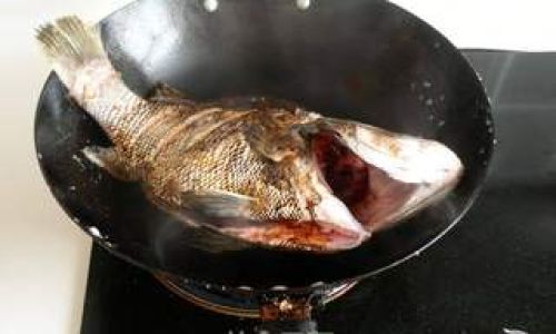 The Culinary Art of Savoring Bao Gong Fish:A Journey Through Tradition,Technique,and Taste
