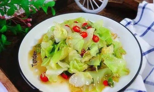 Nutritional Powerhouse:The Benefits of Raw Cabbage
