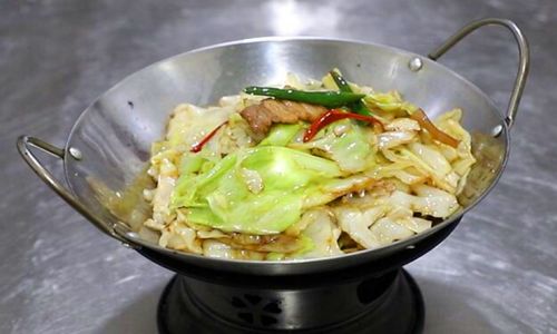 Mastering the Art of Cabbage Dry Pot:A Flavorful Journey from Prep to Plate