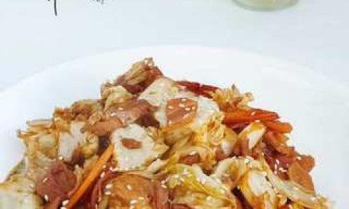 Mastering the Art of Stir-Fried Cabbage with Meat:A Flavorful Journey from Kitchen to Table