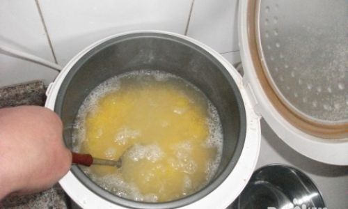 How to Prepare Traditional Chinese Cornmeal Porridge:A Step-by-Step Guide to Perfecting Bangzi Zhou