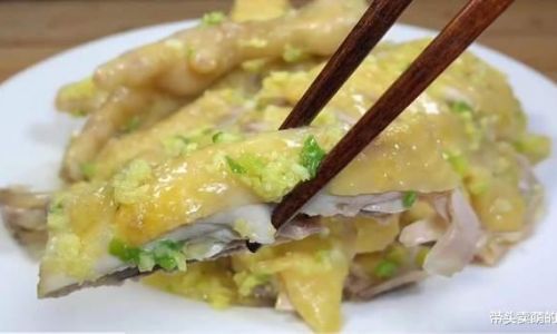 Mastering the Art of Steaming Half a White-Cut Chicken:A Comprehensive Guide to Perfect Doneness