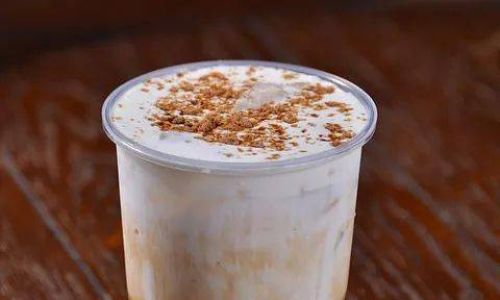 Half-Cup Full of Delight:Exploring the World of Bubble Tea with Abundant Toppings