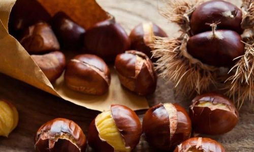The Ultimate Guide to Enjoying Chestnuts:From Roasting to Innovative Recipes