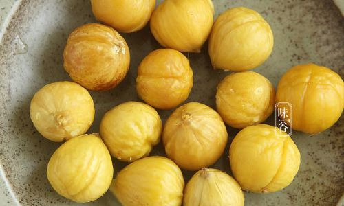 How Long to Boil Chestnuts Before Peeling:A Comprehensive Guide