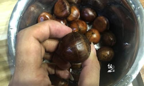 The Ultimate Guide to Cooking Chestnuts for Effortless Peeling:Techniques,Tips,and Tricks