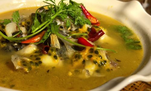 Exotic Fusion:Mastering the Art of Cooking Fish with Passion Fruit A Tropical Delight
