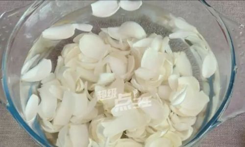 A Comprehensive Guide to Delicious Lily Bulb Recipes:From Stir-Fries to Desserts