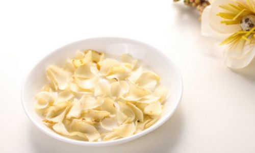 The Art of Crafting Health-Enhancing Lily Bulb Medicinal Cuisine:A Comprehensive Guide