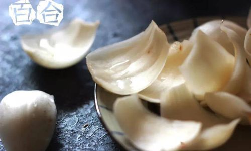 Edible Parts of the Lily Plant:A Comprehensive Guide to Consumption and Culinary Uses