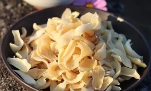 Edible Parts of the Lily Plant:A Comprehensive Guide to Consumption and Culinary Uses