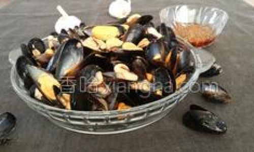 Mastering the Art of Blanched Small Mussels:A Step-by-Step Guide to Preparing 白灼小海虹