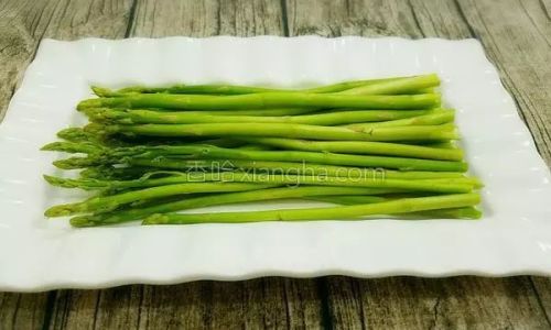 Mastering the Art of Blanched Asparagus:How Long to Boil for Perfect Tenderness
