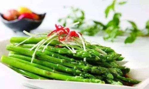 Mastering the Art of Blanched Asparagus:How Long to Boil for Perfect Tenderness