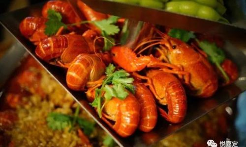 Mastering the Art of Poached Lobster:A Step-by-Step Guide to Perfect Cooking Every Time