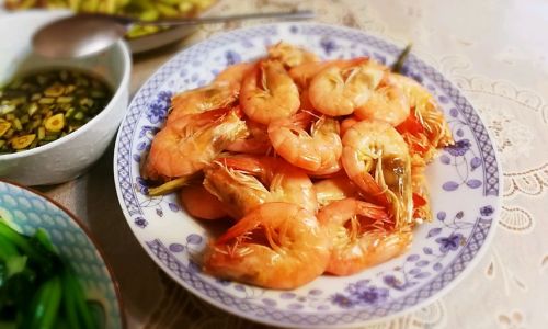 Mastering the Art of Crafting Delectable Dipping Sauces for White-Cooked Shrimp