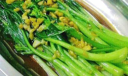 Mastering the Art of Blanched Choy Sum with Oyster Sauce:A Step-by-Step Guide to Authentic Flavors
