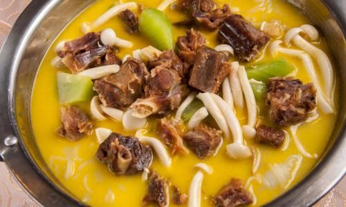 Three Exquisite Methods to Craft White Jade Mushroom Soup:A Culinary Journey
