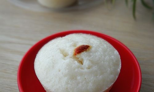 The Art of Crafting Perfect 白糖发糕:A Step-by-Step Guide to Traditional Chinese Steamed Cake
