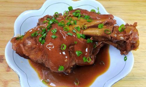 The Art of Simplicity:Mastering the Home-Style Boiled Pork Hock Recipe
