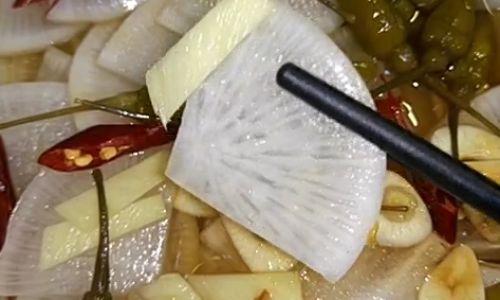 The Art of Pickling Daikon Radish:A Step-by-Step Guide to Crispy and Flavorful Delights