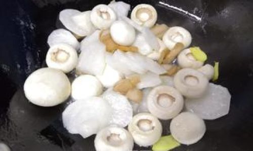 A Comprehensive Guide to Homemade White Button Mushroom Recipes:From Classic to Creative