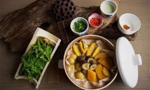 The Art of Preparing and Enjoying White Chrysanthemum:A Guide to Culinary Uses and Health Benefits