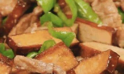 Deliciously Simple:Mastering the Art of Stir-Fried Pork with Tofu Puffs
