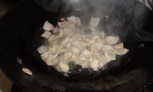 How to Prepare a Hearty and Comforting Cabbage,Potato,and Glass Noodle Stew:A Step-by-Step Guide
