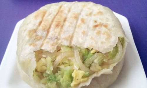 Homemade Chinese Cabbage,Vermicelli,and Egg Pie:A Step-by-Step Guide to a Delicious Family Recipe