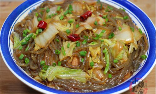 Mastering the Art of Cabbage and Vermicelli Stew:A Flavorful Journey from Kitchen to Table