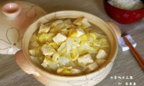 How to Master the Art of Braised Chinese Cabbage with Frozen Tofu:A Step-by-Step Guide