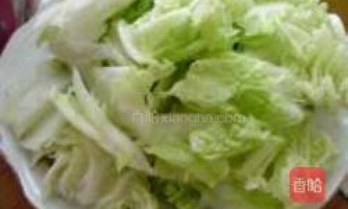 Mastering the Art of Stir-Fried Fish Maw with Cabbage:A Guide to Culinary Excellence