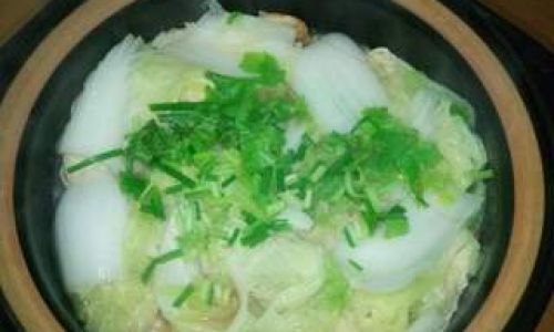 Mastering the Art of Chinese Cabbage Stew:A Flavorful Journey from Kitchen to Table