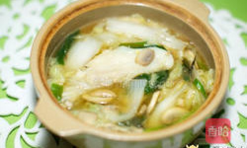Mastering the Art of Chinese Cabbage Stew:A Flavorful Journey from Kitchen to Table