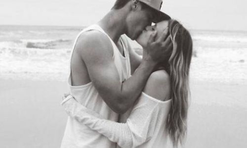 Dominant and Devoted:Crafting the Perfect Power Couple Usernames for Digital Love Stories