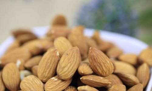 How Long Do Almonds Last?A Comprehensive Guide to Storage,Shelf Life,and Freshness