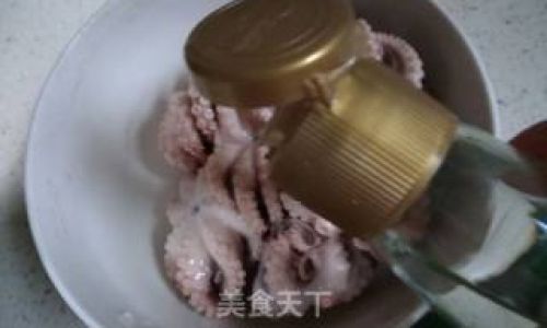 The Ultimate Guide to Cleaning and Preparing Octopus:A Step-by-Step Process for Perfect Results