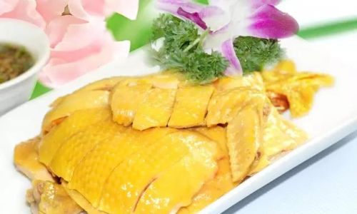 The Artistry of Cantonese Cuisine:A Journey Through Guangdongs Culinary Delights