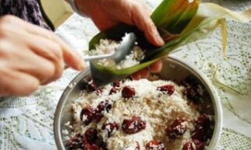 The Rich Tapestry of Ingredients in Eight Treasure Rice Dumplings:A Culinary Exploration