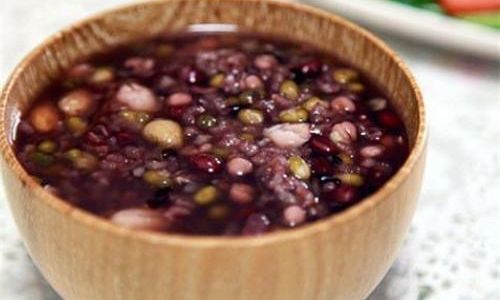 Mastering the Art of Cooking Eight Treasure Congee:The Perfect Simmering Time Unveiled