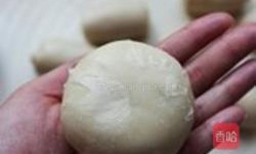 The Art of Crafting Traditional Eight Treasure Crispy Cakes:A Step-by-Step Guide