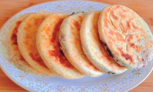 The Art of Crafting Traditional Eight Treasure Crispy Cakes:A Step-by-Step Guide