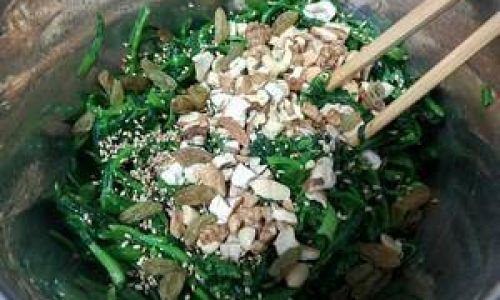 A Comprehensive Guide to Crafting Authentic Eight Treasure Spinach at Home