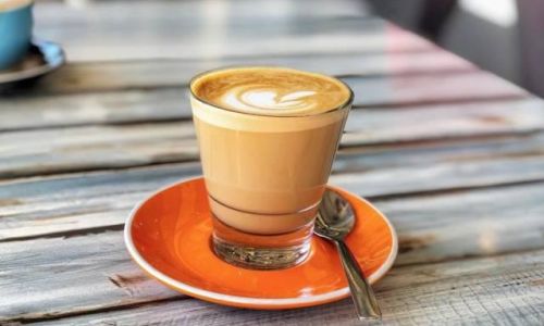 Decoding the Distinctions:A Comprehensive Exploration of the Flat White vs.Latte Debate