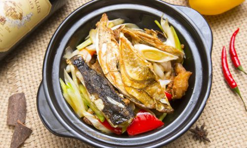 Mastering the Art of Australian Grouper Fish Head Tofu Stew:A Step-by-Step Guide