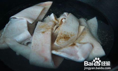 The Science Behind Making Pork Skin Jelly:Should You Use Cold Water?