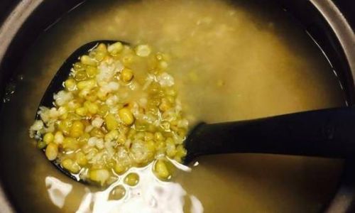 Mastering the Art of Cooking Mung Bean Soup:A Comprehensive Guide to Timing and Techniques