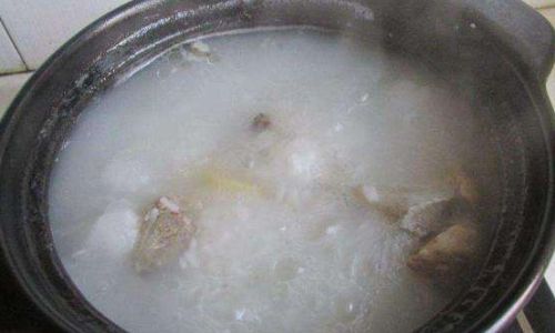 The Science Behind Creamy Bone Broth:Techniques to Achieve a Milky-White Consistency
