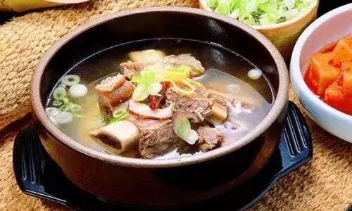 Mastering the Art of Quail Soup:A Comprehensive Guide to Crafting the Perfect Broth
